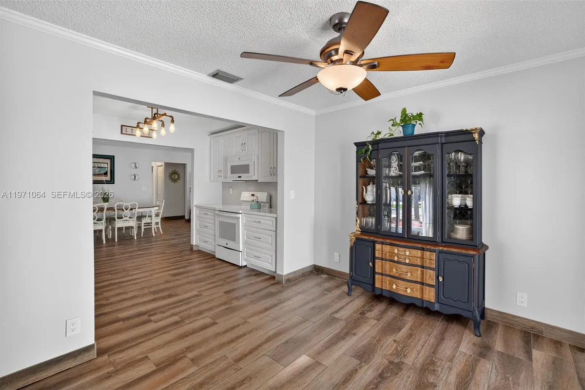 641 NW 48th Ave, Coconut Creek FL 33063