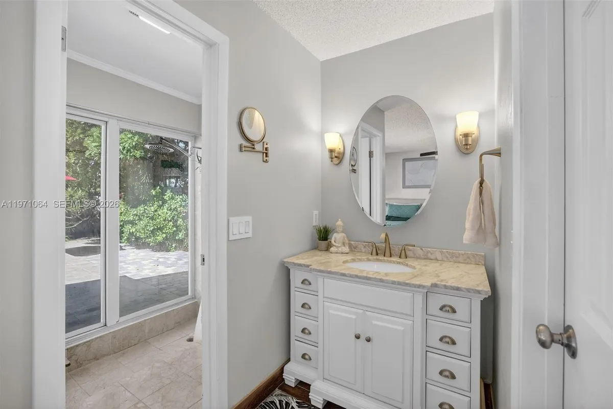 641 NW 48th Ave, Coconut Creek FL 33063