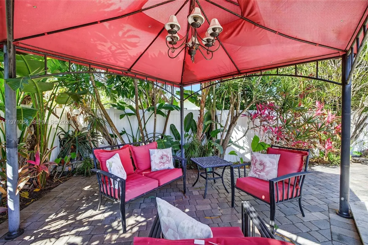 641 NW 48th Ave, Coconut Creek FL 33063