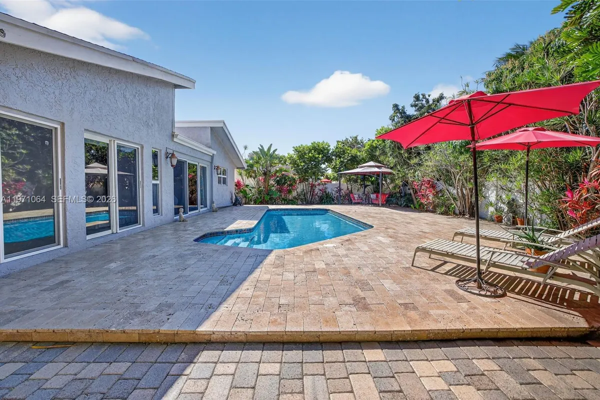 641 NW 48th Ave, Coconut Creek FL 33063