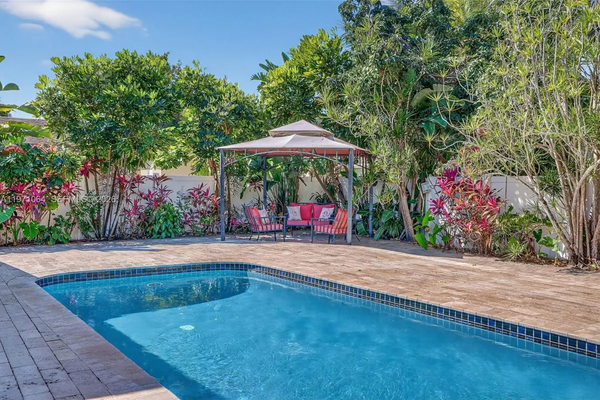 641 NW 48th Ave, Coconut Creek FL 33063