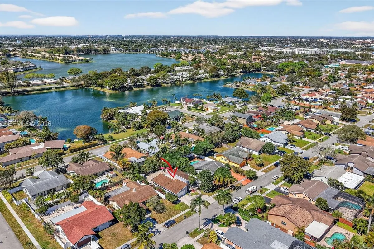 641 NW 48th Ave, Coconut Creek FL 33063