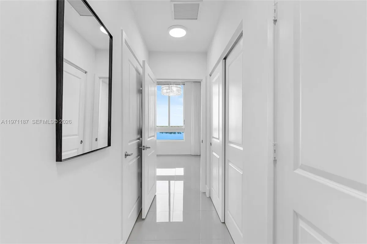 300 S Australian Ave # 812, West Palm Beach FL 33401