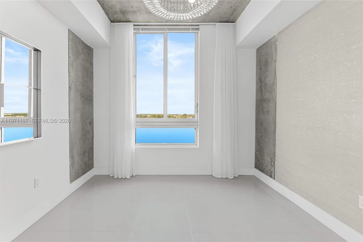 300 S Australian Ave # 812, West Palm Beach FL 33401