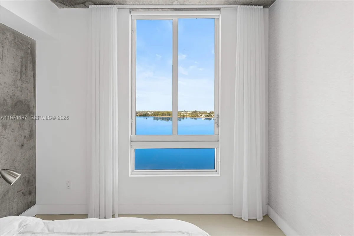 300 S Australian Ave # 812, West Palm Beach FL 33401