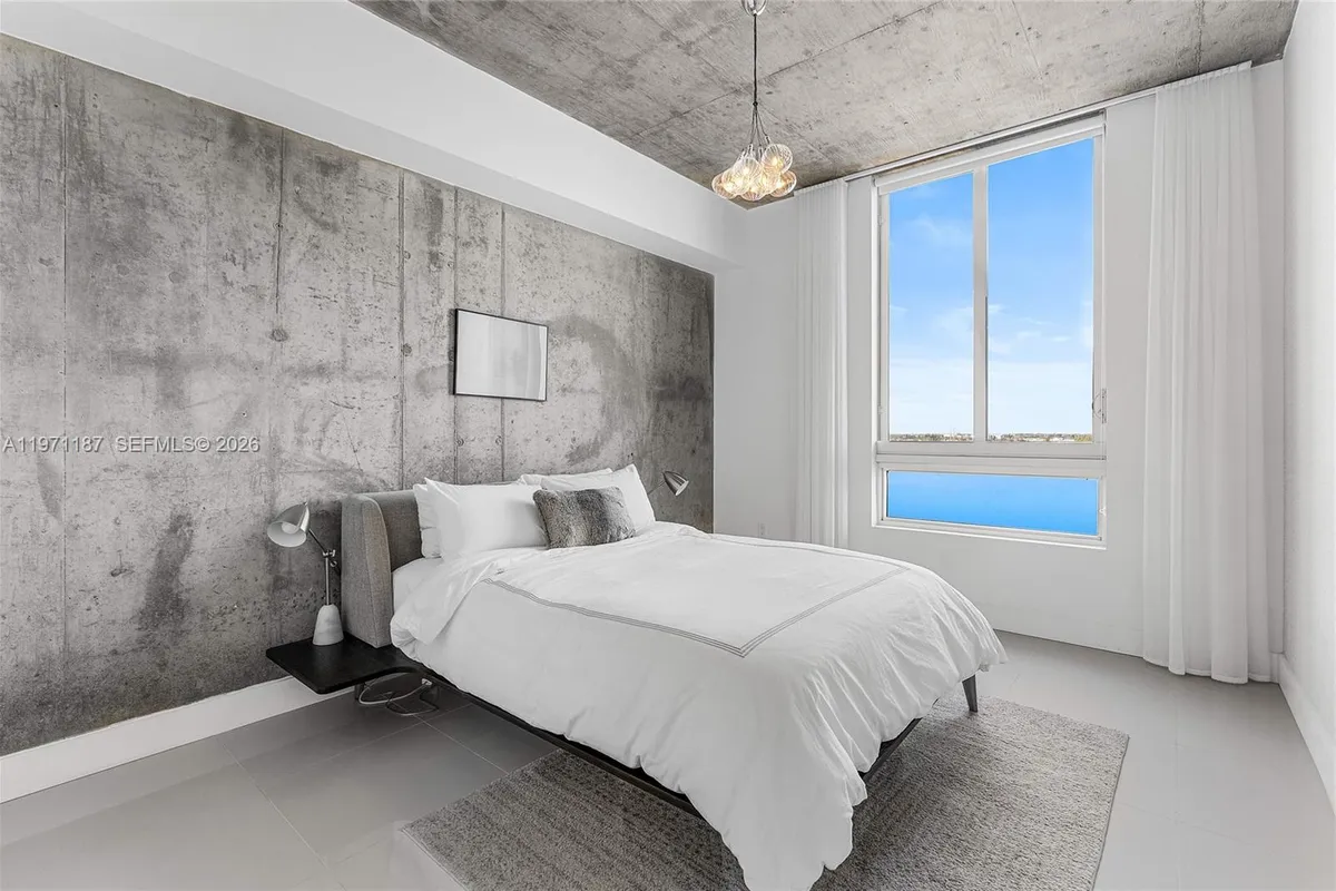 300 S Australian Ave # 812, West Palm Beach FL 33401