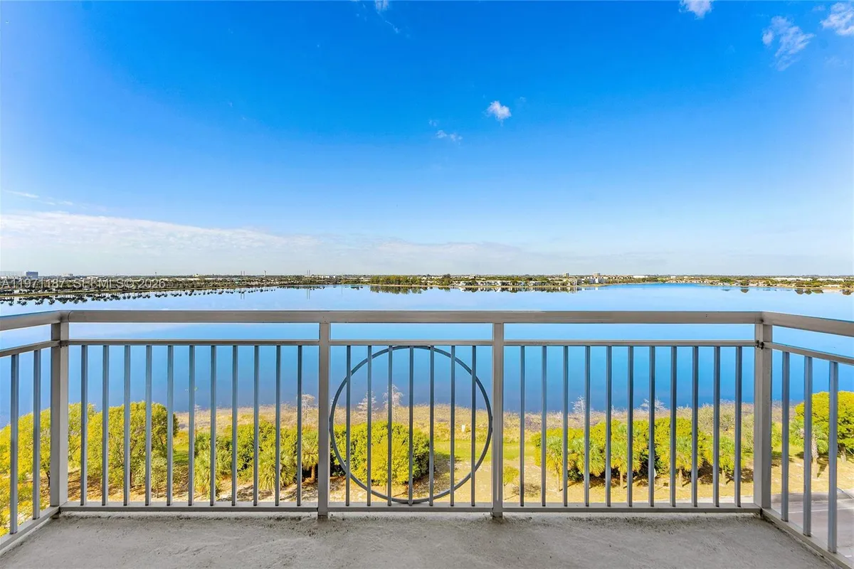 300 S Australian Ave # 812, West Palm Beach FL 33401