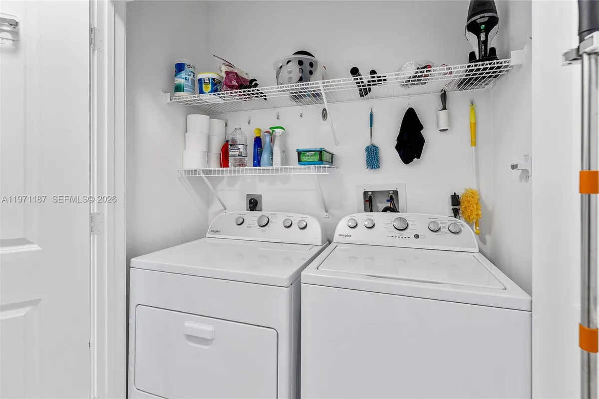 300 S Australian Ave # 812, West Palm Beach FL 33401