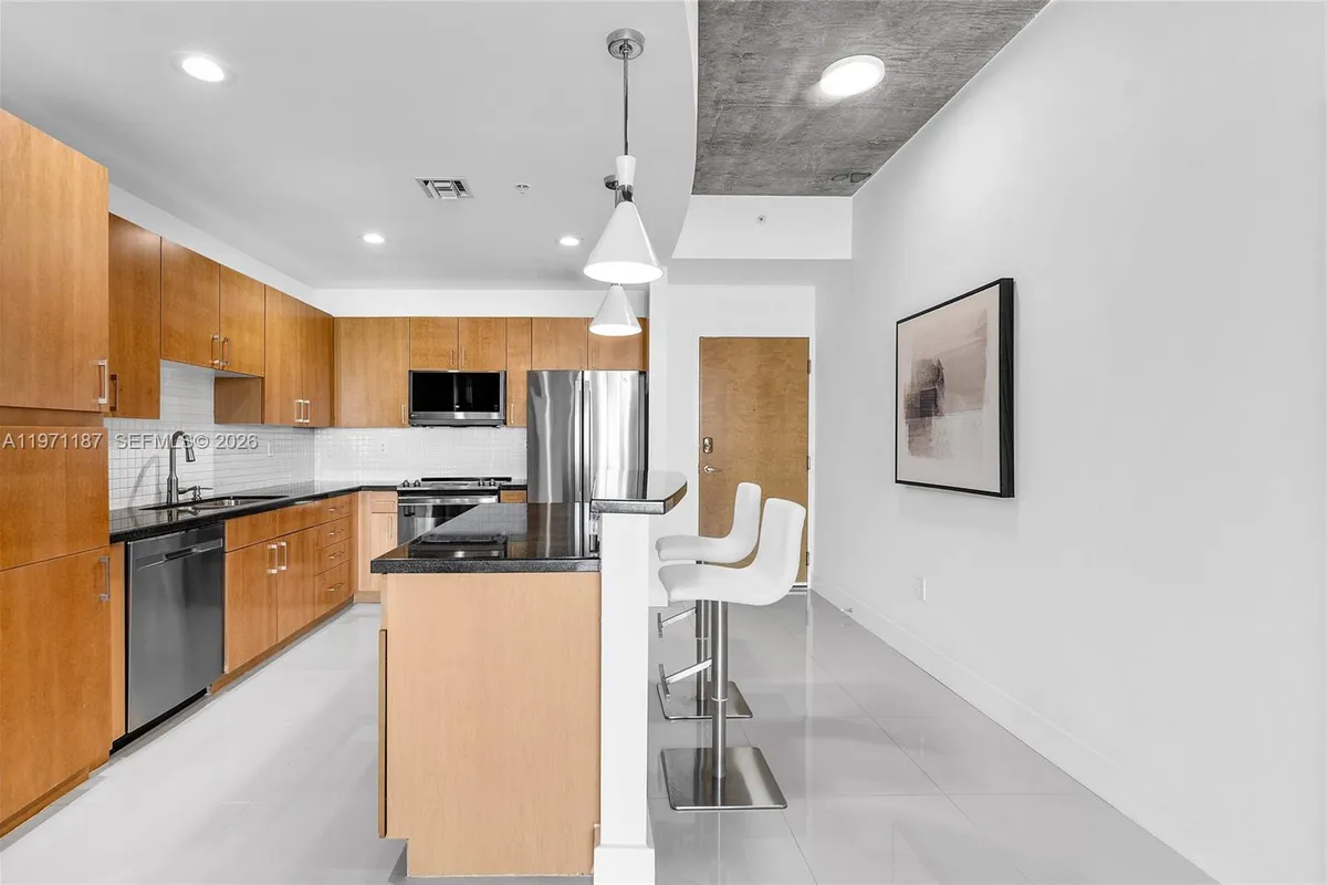 300 S Australian Ave # 812, West Palm Beach FL 33401