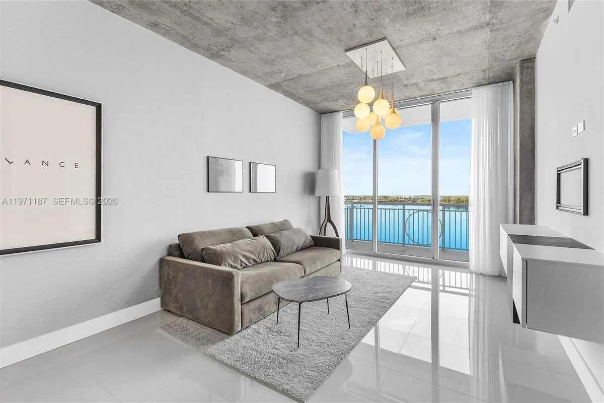 300 S Australian Ave # 812, West Palm Beach FL 33401