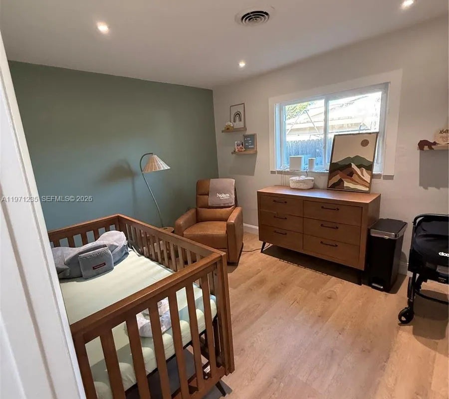 4450 NW 9th St, Coconut Creek FL 33066