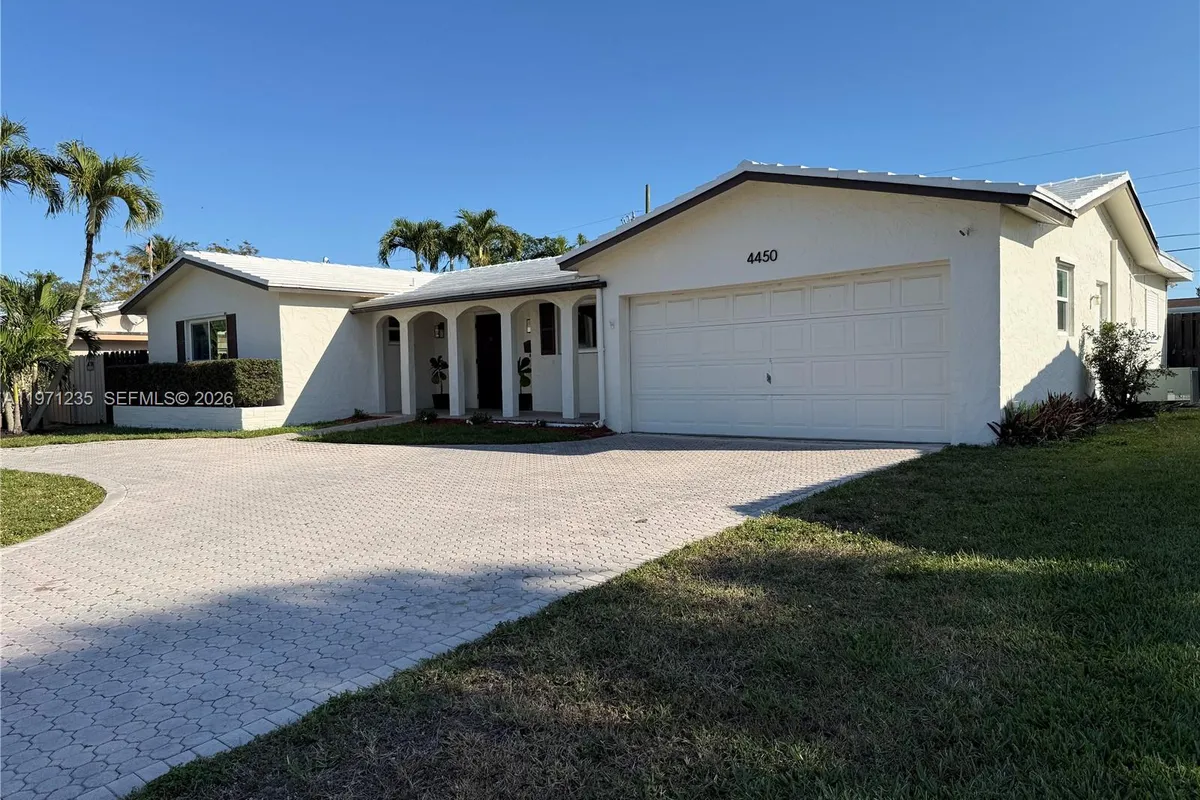 4450 NW 9th St, Coconut Creek FL 33066