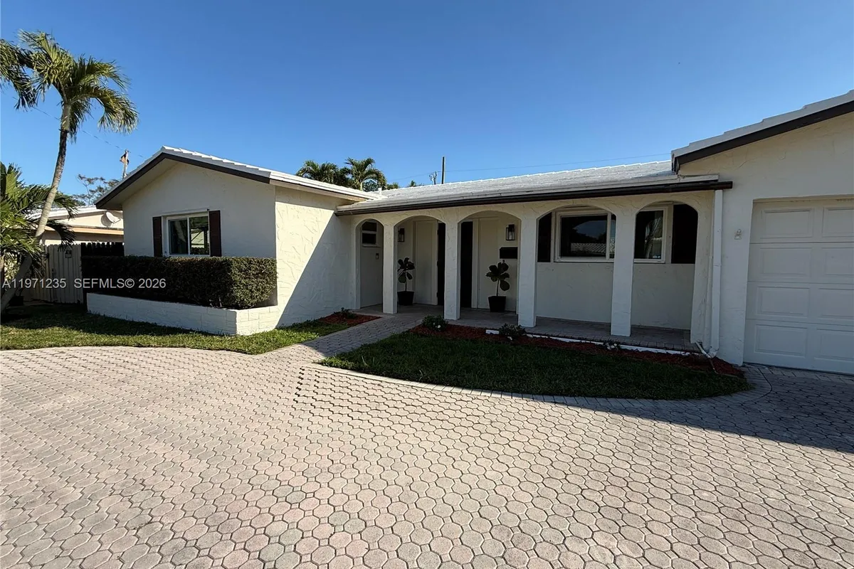 4450 NW 9th St, Coconut Creek FL 33066