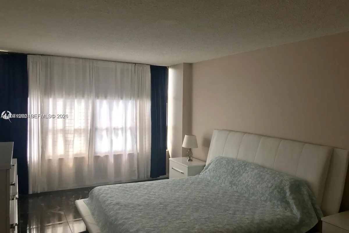 600 SE Three Islands Blvd # 1018, Hallandale Beach FL 33009