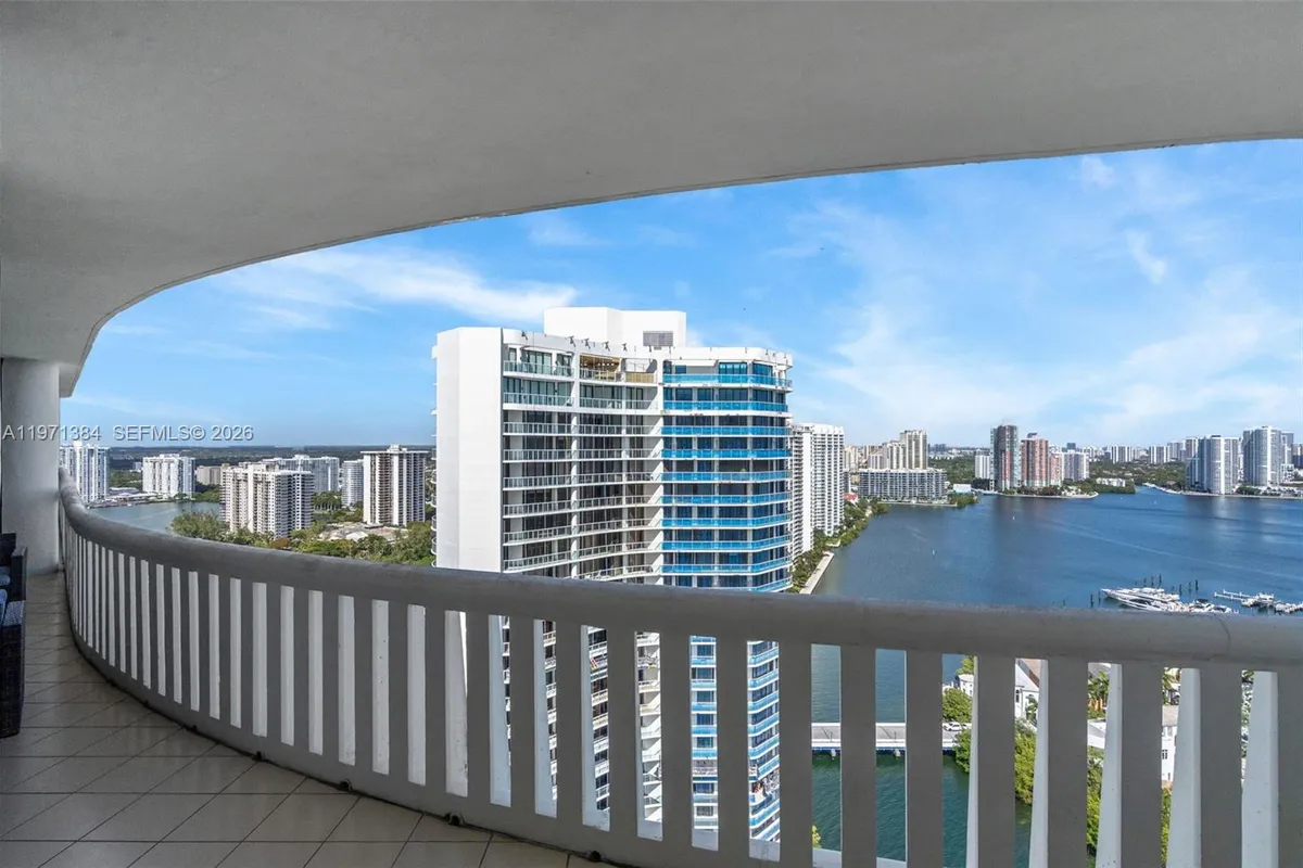 3000 Island Blvd # 2902, Aventura FL 33160