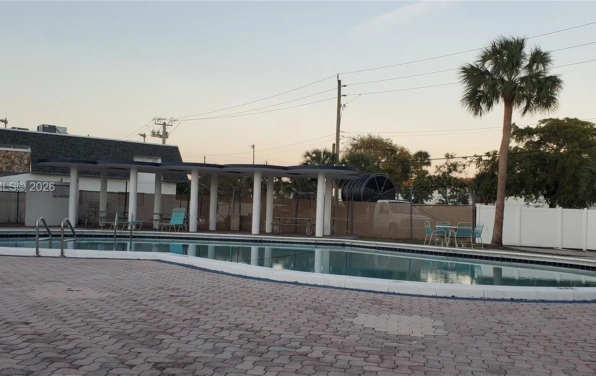 4036 SW 67th Ter # 5, Davie FL 33314