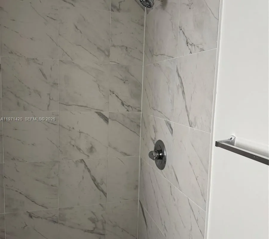 9041 Sunrise Lakes Blvd # 303, Sunrise FL 33322