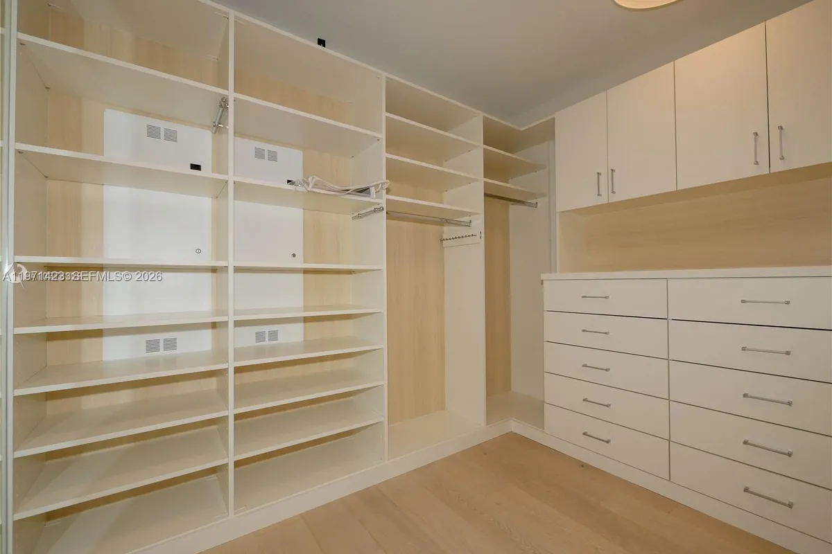 10201 Collins Ave # 2006, Bal Harbour FL 33154