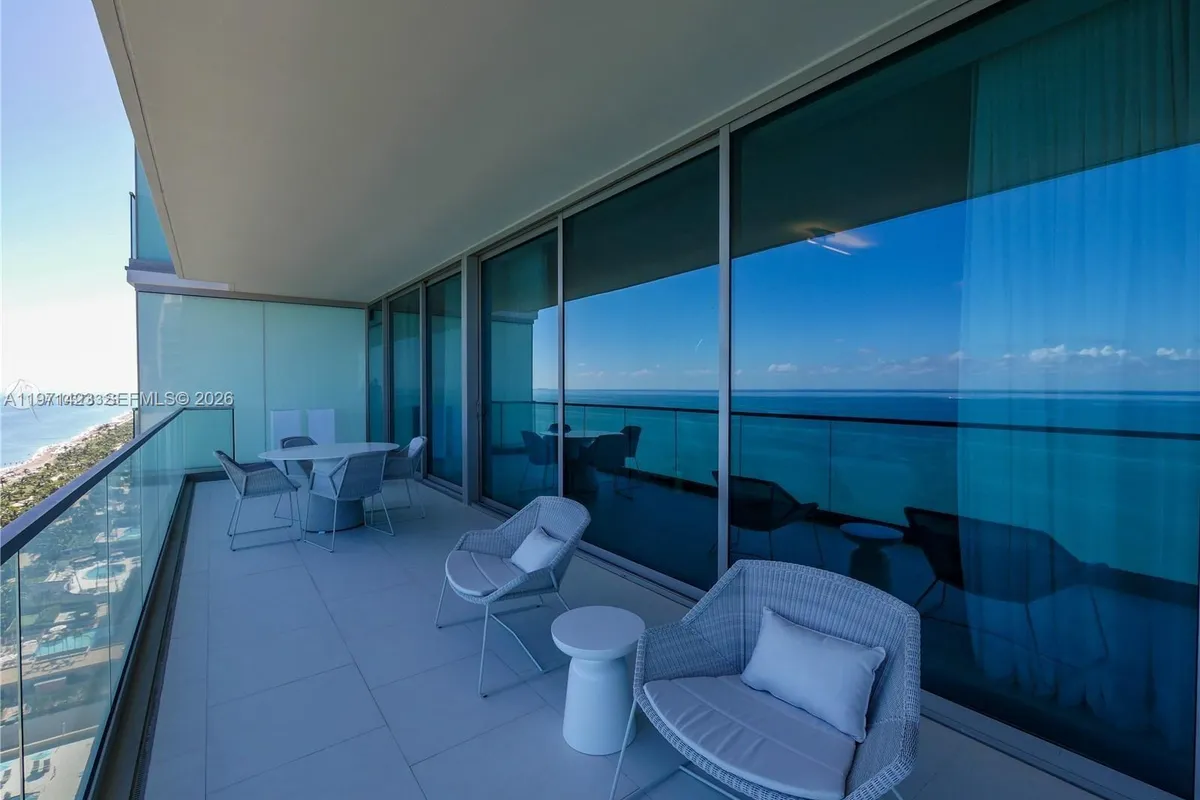 10201 Collins Ave # 2006, Bal Harbour FL 33154