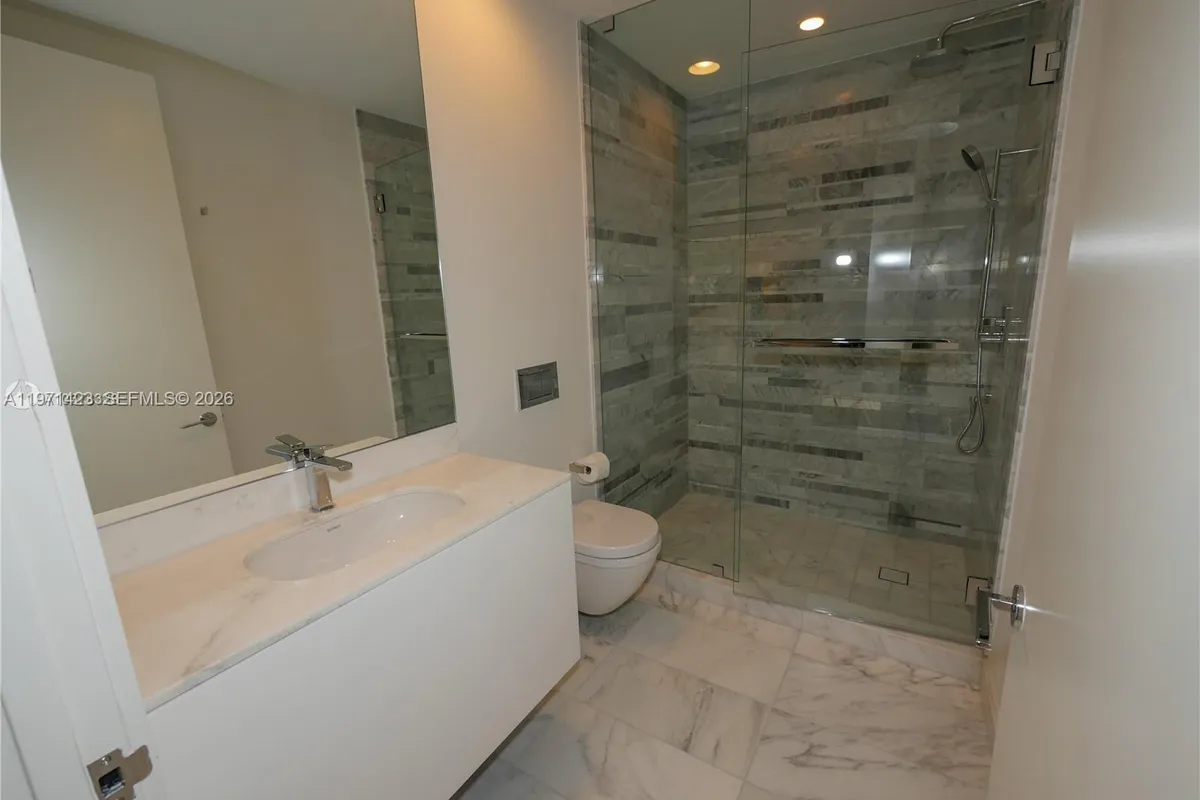 10201 Collins Ave # 2006, Bal Harbour FL 33154