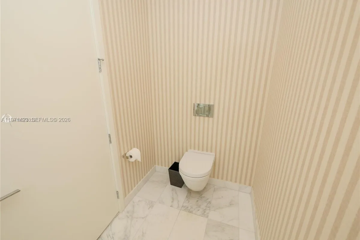 10201 Collins Ave # 2006, Bal Harbour FL 33154