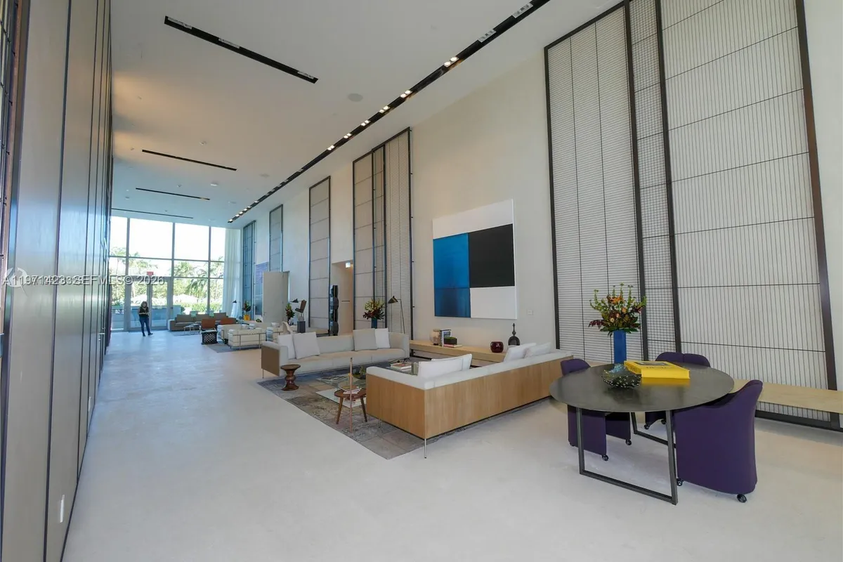 10201 Collins Ave # 2006, Bal Harbour FL 33154