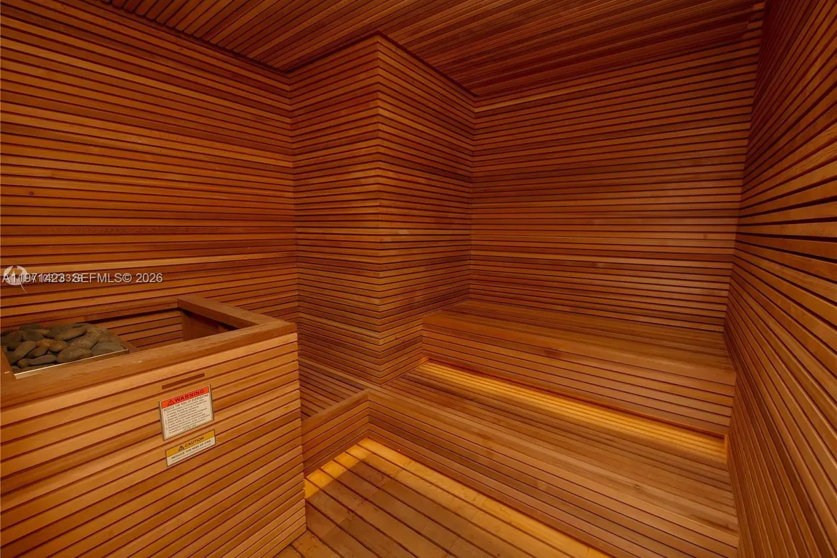 10201 Collins Ave # 2006, Bal Harbour FL 33154