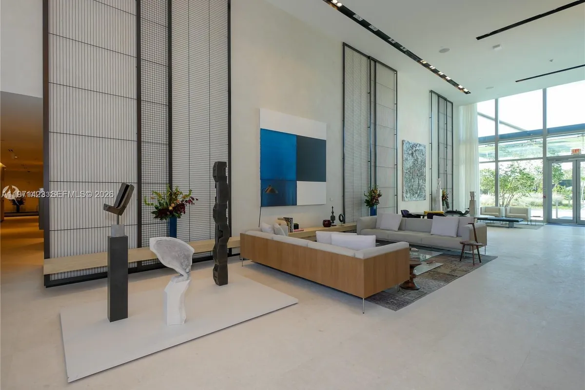 10201 Collins Ave # 2006, Bal Harbour FL 33154