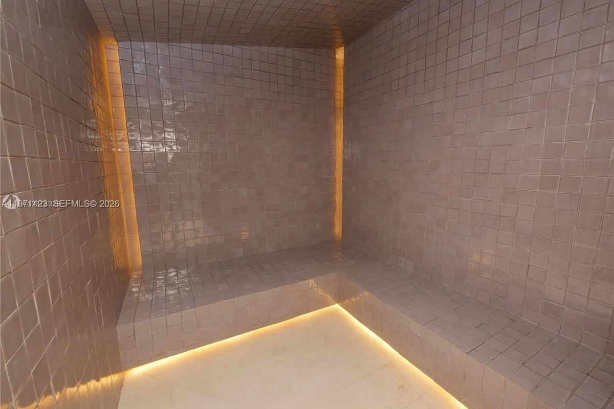 10201 Collins Ave # 2006, Bal Harbour FL 33154