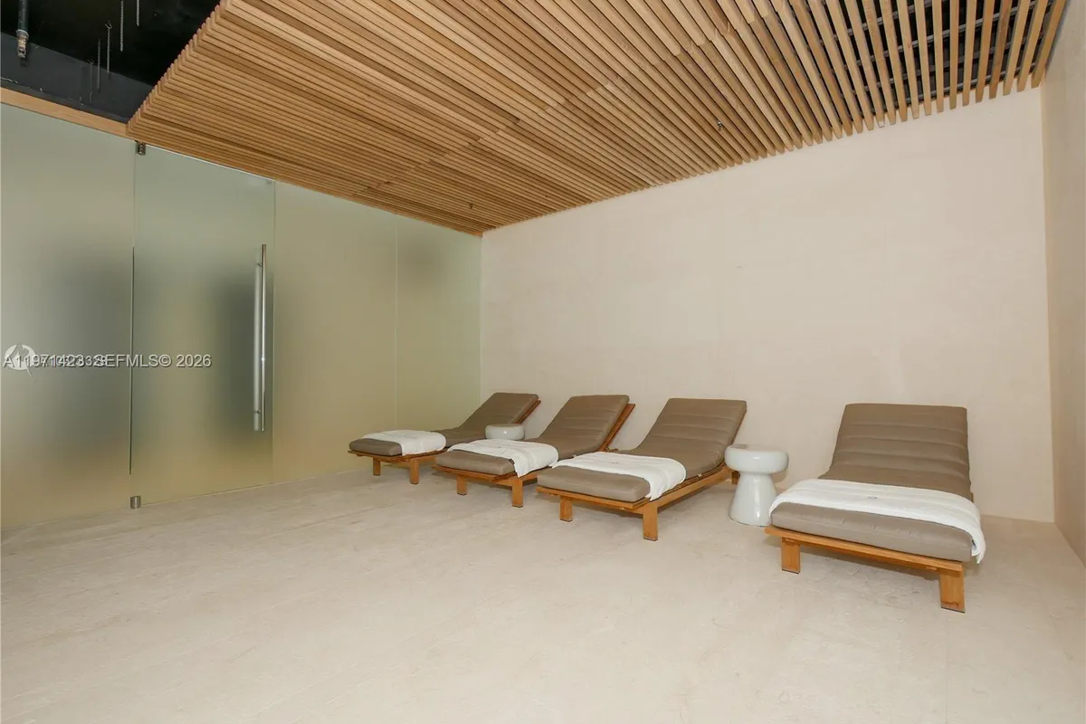 10201 Collins Ave # 2006, Bal Harbour FL 33154