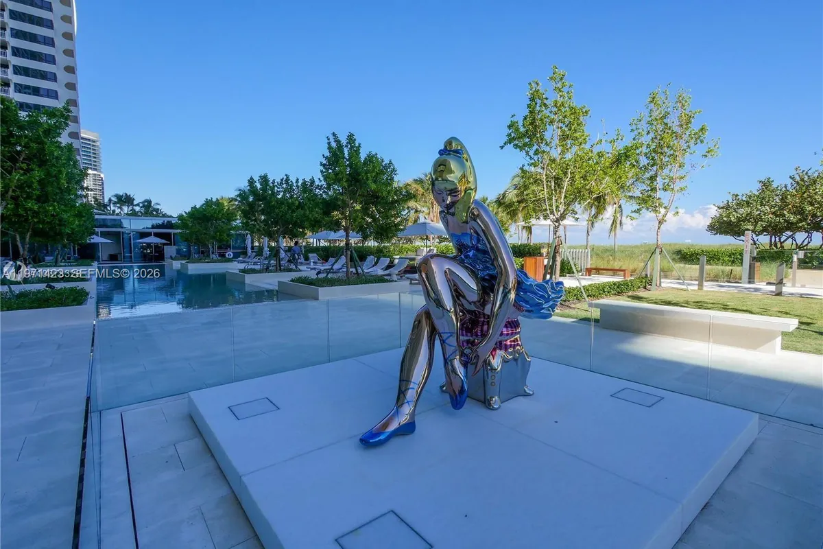 10201 Collins Ave # 2006, Bal Harbour FL 33154