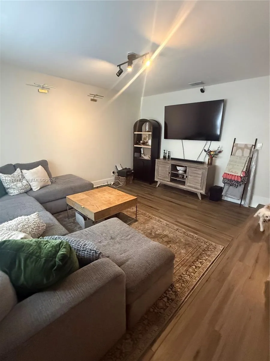 11155 NW 27th Pl, Sunrise FL 33322