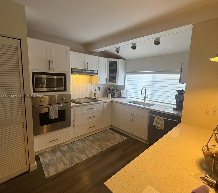 11155 NW 27th Pl, Sunrise FL 33322