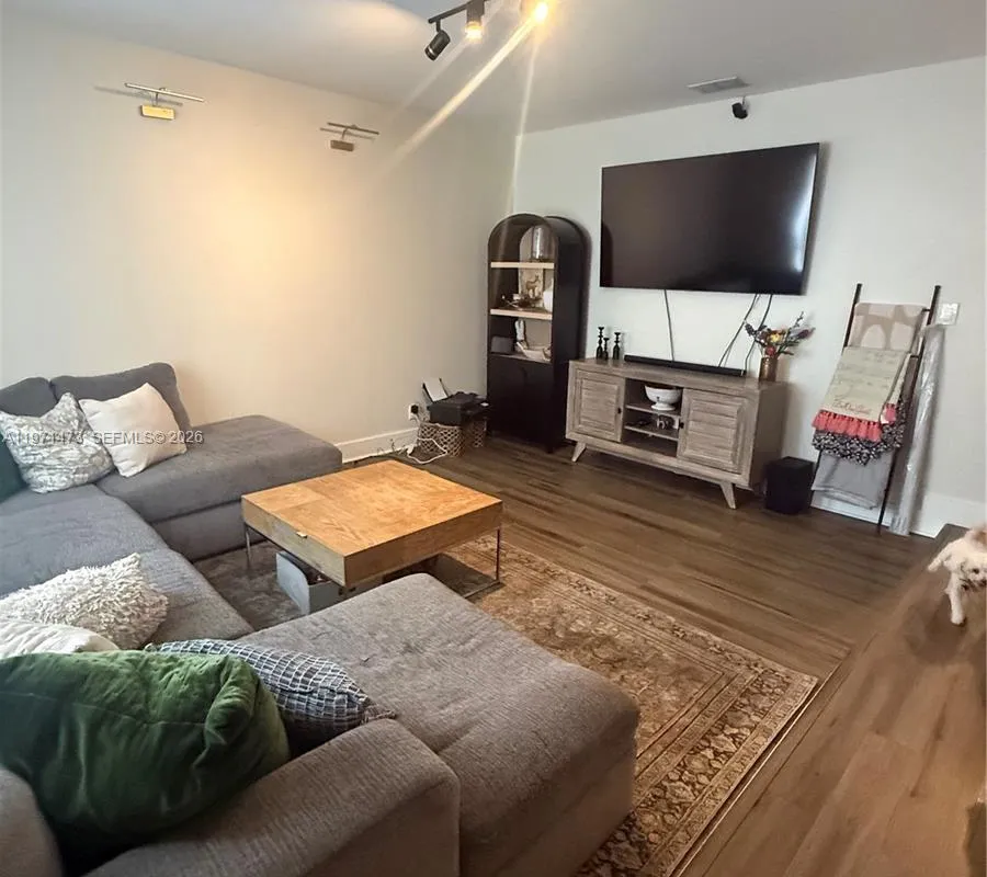 11155 NW 27th Pl, Sunrise FL 33322