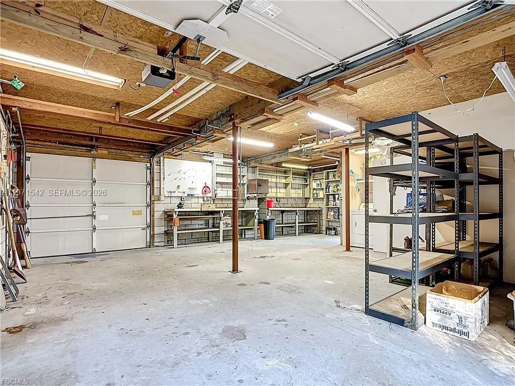 1071 Schooner Lane, Moore Haven FL 33471