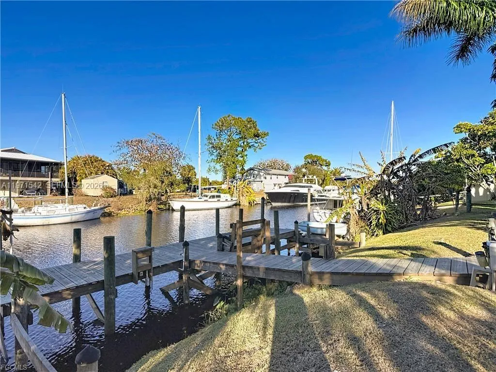 1071 Schooner Lane, Moore Haven FL 33471