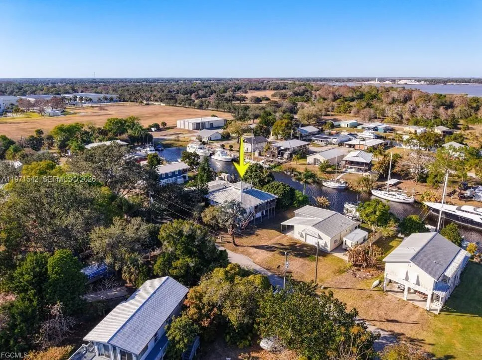 1071 Schooner Lane, Moore Haven FL 33471