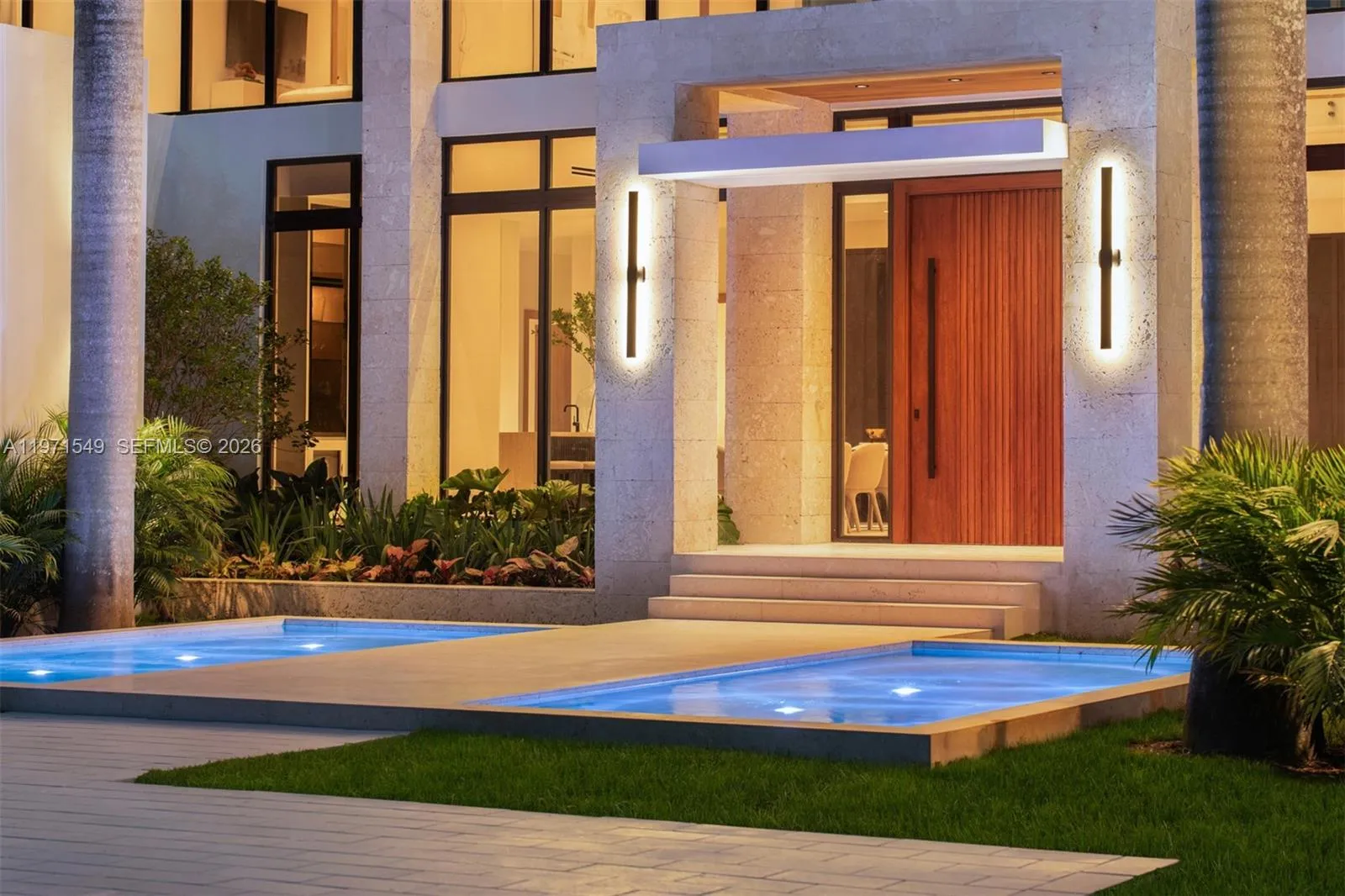 6730 SW 115th St, Pinecrest FL 33156