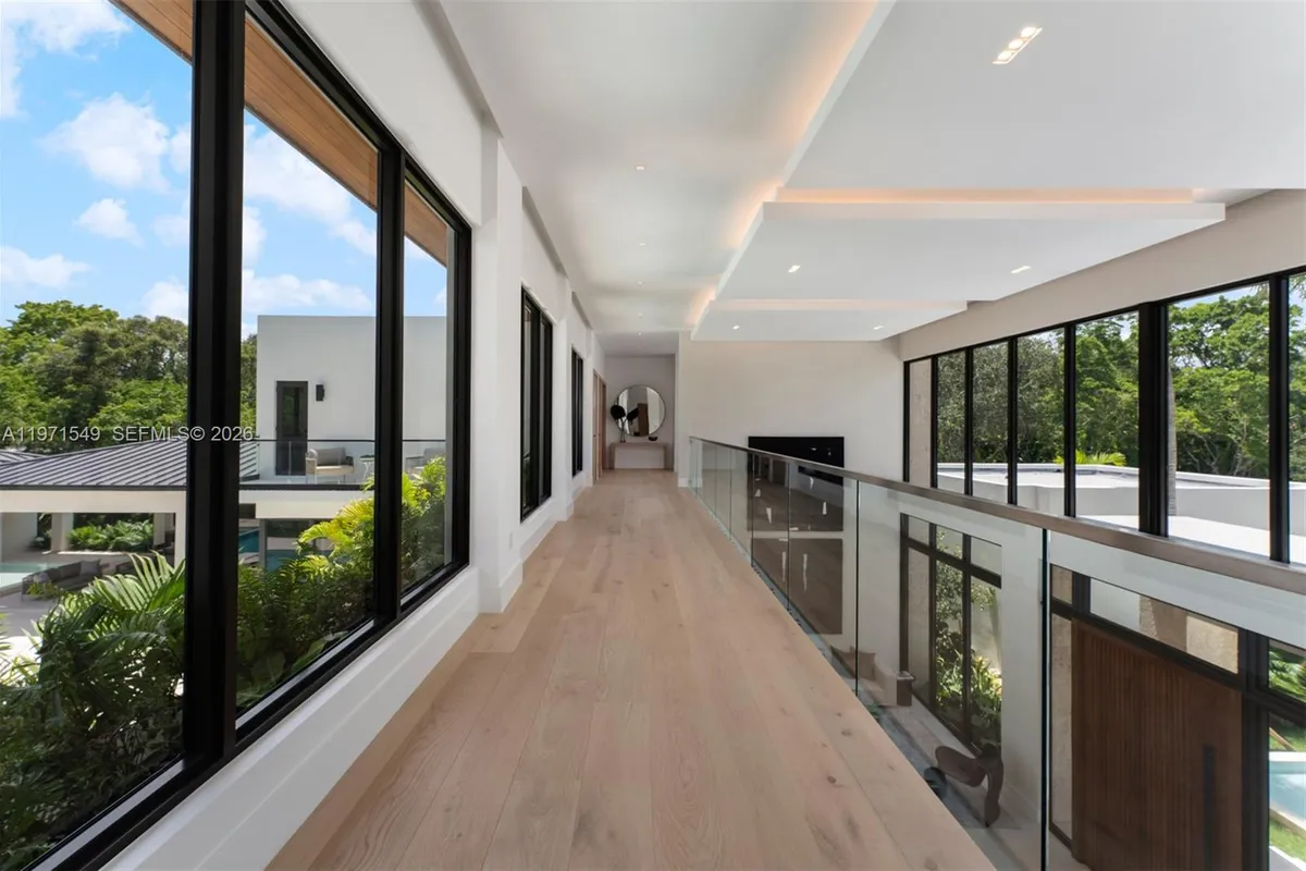 6730 SW 115th St, Pinecrest FL 33156