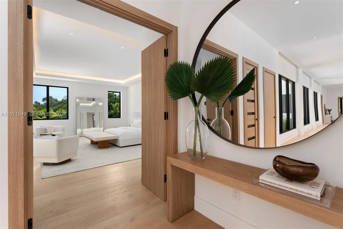 6730 SW 115th St, Pinecrest FL 33156