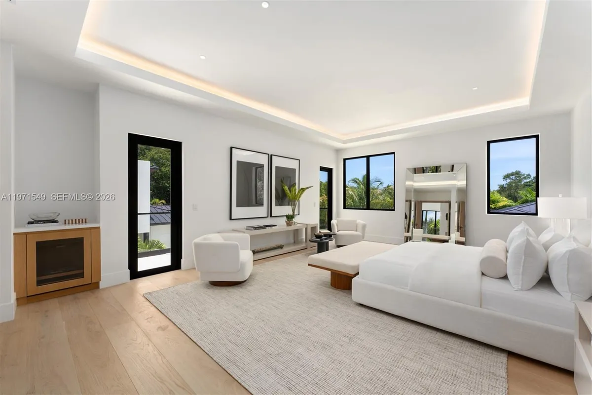 6730 SW 115th St, Pinecrest FL 33156