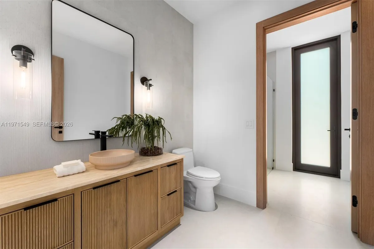 6730 SW 115th St, Pinecrest FL 33156