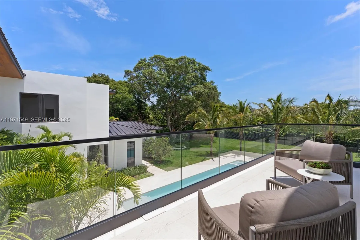 6730 SW 115th St, Pinecrest FL 33156