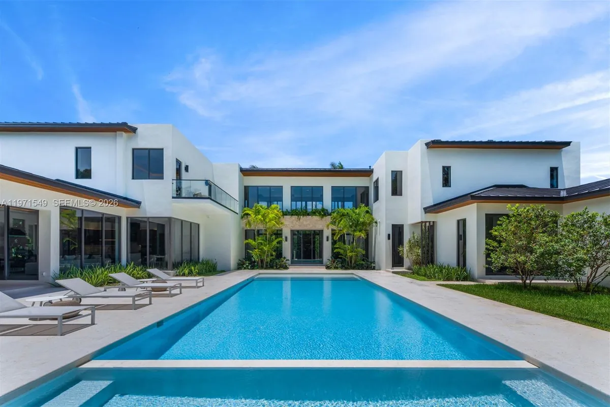 6730 SW 115th St, Pinecrest FL 33156