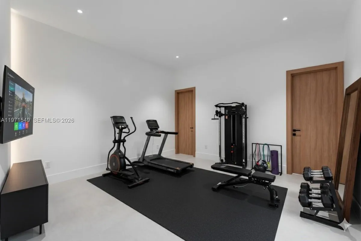 6730 SW 115th St, Pinecrest FL 33156