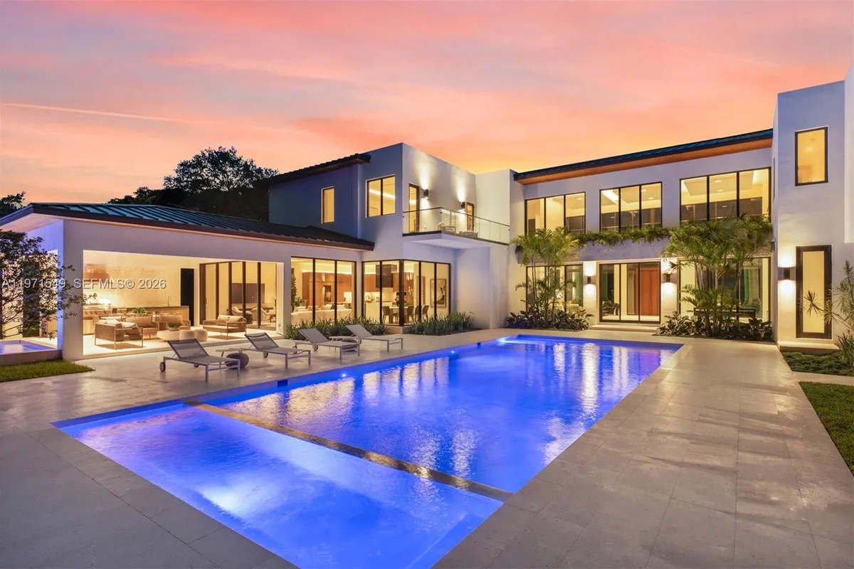 6730 SW 115th St, Pinecrest FL 33156