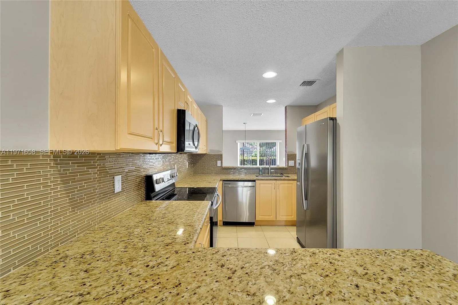 9840 NW 19th Pl, Sunrise FL 33322