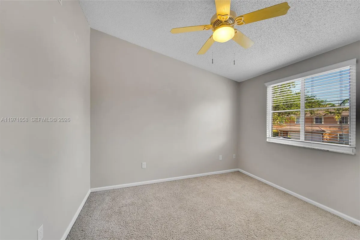 9840 NW 19th Pl, Sunrise FL 33322