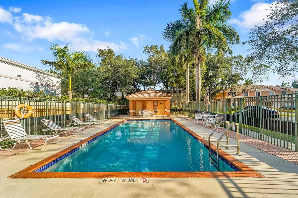 9840 NW 19th Pl, Sunrise FL 33322