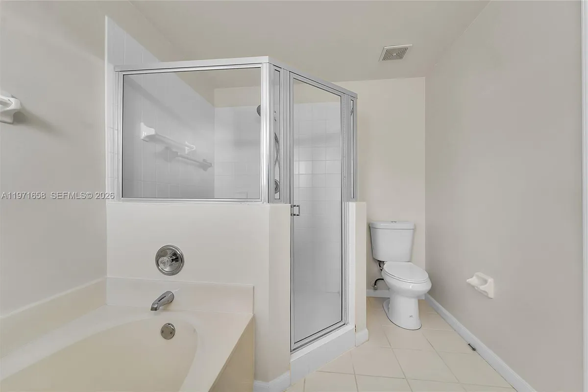 9840 NW 19th Pl, Sunrise FL 33322